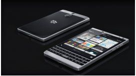 BlackBerry Passport 2015: la nueva apuesta de la compañía canadiense BlackBerry Passport 2015: la nueva apuesta de la compañía canadiense