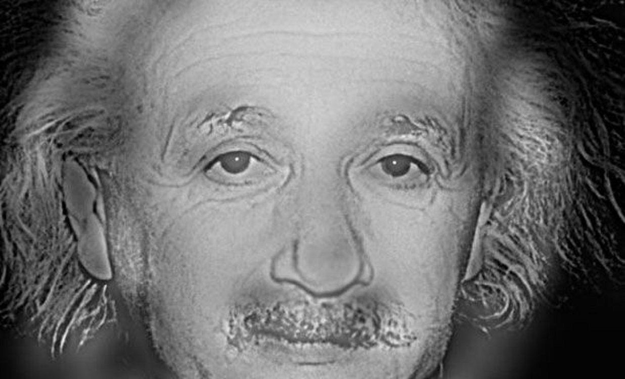 Resultado de imagen para Con esta simple prueba sabrás si necesitas lentes o no