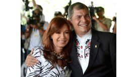 Correa celebró la resolución de Rafecas y calificó como farsa la denuncia de Nisman Correa celebró la resolución de Rafecas y calificó como farsa la denuncia de Nisman