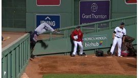 Una pirueta increíble decoró la jugada del siglo en la MLB de béisbol Una pirueta increíble decoró la jugada del siglo en la MLB de béisbol