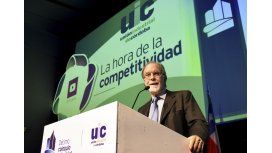 González Fraga: No se puede cobrar más por dormir que por trabajar González Fraga: No se puede cobrar más por dormir que por trabajar