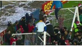 Se rompió un travesaño de Chacarita Se rompió un travesaño de Chacarita