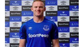 Rooney, con su flamante camiseta Rooney, con su flamante camiseta