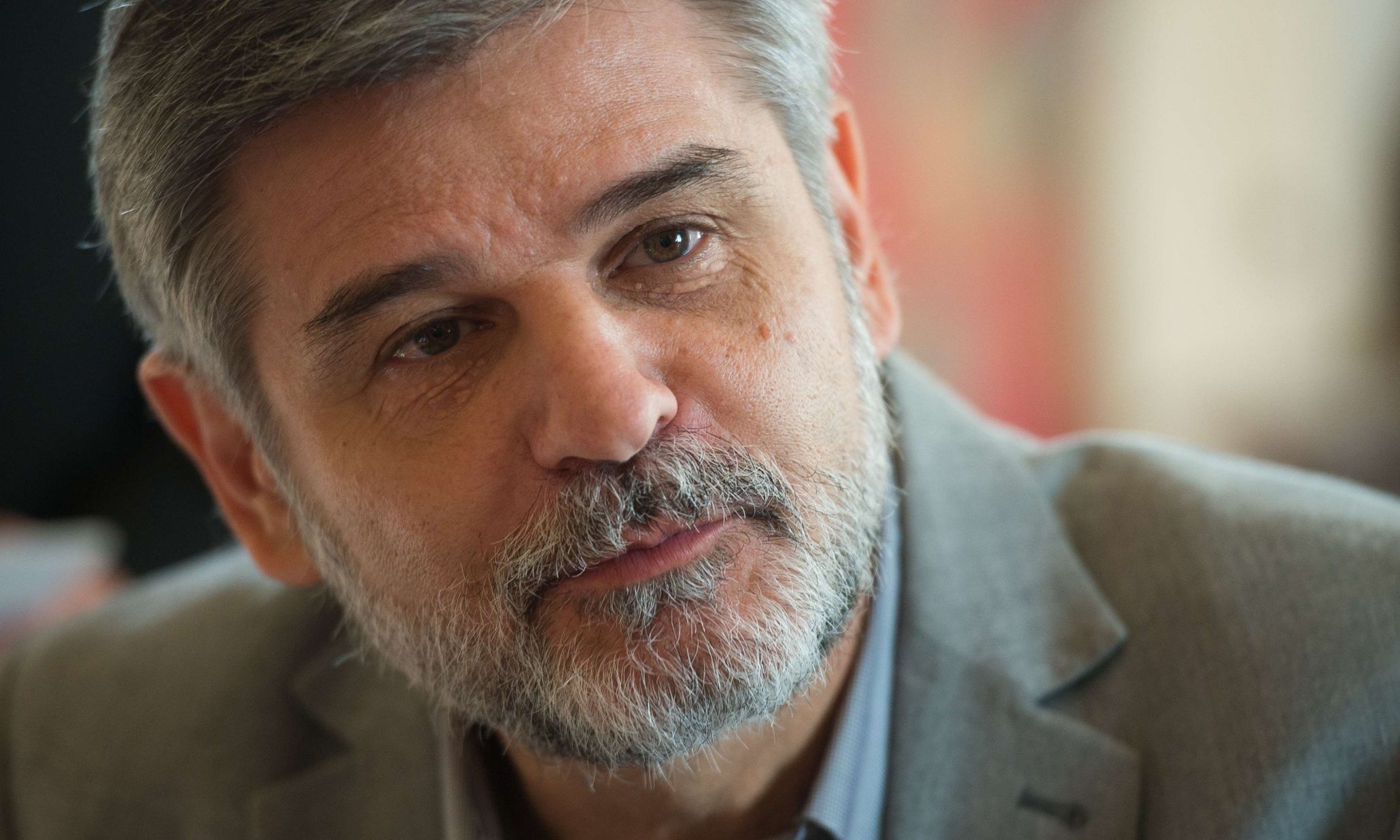 La Cancillería argentina, a través del Secretario de las Islas Malvinas, Antártida y el Atlántico Sur Daniel Filmus, ofreció "ayuda humanitaria" a los malvinenses.