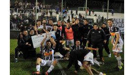 Sport Club Pacífico tras vencer a Estudiantes por la Copa Argentina Sport Club Pacífico tras vencer a Estudiantes por la Copa Argentina