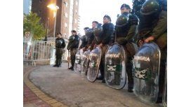 La Gendarmería, apostada en el lugar. Gentileza: diario La Capital La Gendarmería, apostada en el lugar. Gentileza: diario La Capital