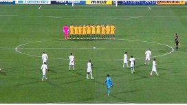 Los jugadores de Arabia Saudita no respetaron el minuto de silencio Los jugadores de Arabia Saudita no respetaron el minuto de silencio
