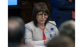 Bullrich: No hay indicios de que Gendarmería haya actuado con violencia Bullrich: No hay indicios de que Gendarmería haya actuado con violencia
