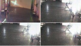 El hombre fue a visitar a su novia presa y la molió a golpes El hombre fue a visitar a su novia presa y la molió a golpes