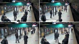 VIDEO: La pelea entre dos vendedores ambulantes en el subte VIDEO: La pelea entre dos vendedores ambulantes en el subte
