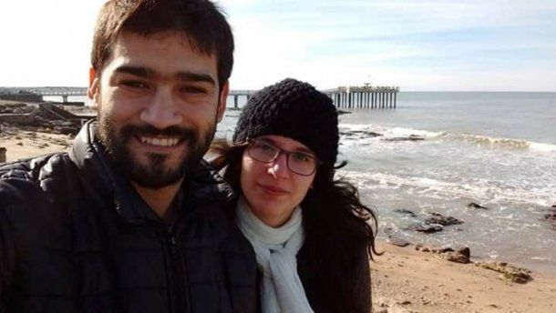 Angeles Barbero, esposa de Matías Ronzano, escribió en las redes tras el hallazgo de la avioneta