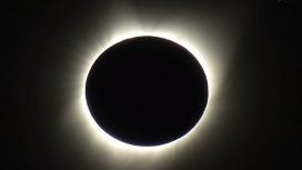 VIDEO: Así se vio el eclipse total en Estados Unidos después de 100 años VIDEO: Así se vio el eclipse total en Estados Unidos después de 100 años