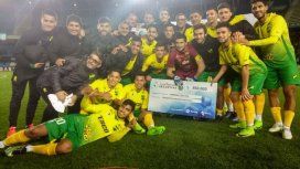 Defensa y Justicia celebra su pase a octavos de final Defensa y Justicia celebra su pase a octavos de final