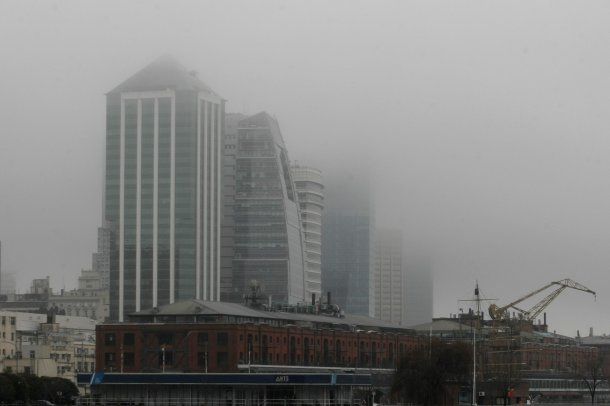 Niebla en Puerto Madero