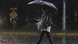Diluvia en la Ciudad y hay alerta por tormentas fuertes y ocasional caída de granizo Diluvia en la Ciudad y hay alerta por tormentas fuertes y ocasional caída de granizo