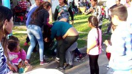 Mujeres se pelean frente a menores Mujeres se pelean frente a menores