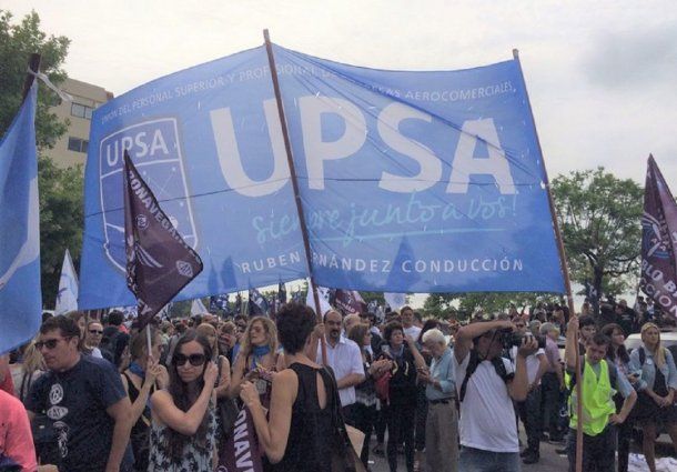 Reclamaron por la detención de un aeronautico - Crédito: @UPSA_Oficial