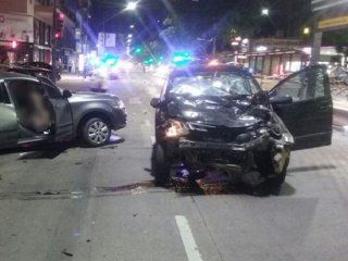 Así quedó el auto de Tomás Núñez Aboy tras chocar y matar a una docente Así quedó el auto de Tomás Núñez Aboy tras chocar y matar a una docente