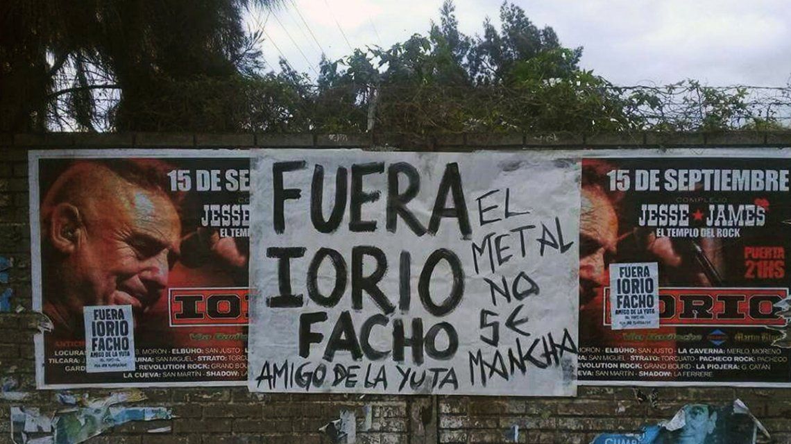 Los metaleros escracharon a Ricardo Iorio por sus comentarios fascistas