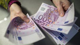 Insólita aparición de miles de euros en las cañerías Insólita aparición de miles de euros en las cañerías