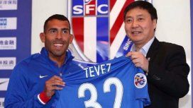 Las duras palabras del presidente del Shanghai Shenhua para Carlos Tevez Las duras palabras del presidente del Shanghai Shenhua para Carlos Tevez