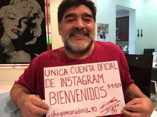 el espanol ander herrera se rindio a los pies de maradona en instagram el espanol ander herrera se rindio a los pies de maradona en instagram