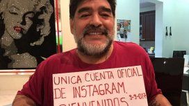 El español Ander Herrera se rindió a los pies de Maradona en Instagram El español Ander Herrera se rindió a los pies de Maradona en Instagram
