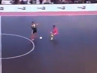 la ultima genialidad de ronaldinho: cano ¡sin tocar la pelota! y golazo la ultima genialidad de ronaldinho: cano ¡sin tocar la pelota! y golazo