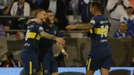 Boca festeja uno de los cuatro goles a Vélez Boca festeja uno de los cuatro goles a Vélez