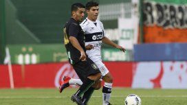 Perdomo marca a Walter Erviti en un duelo contra Banfield Perdomo marca a Walter Erviti en un duelo contra Banfield