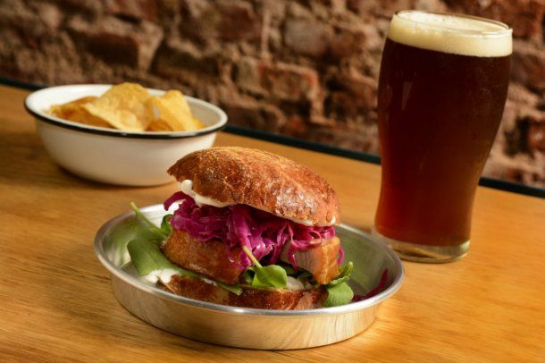 Chochan y su menú porcino cayeron mal entre los veganos