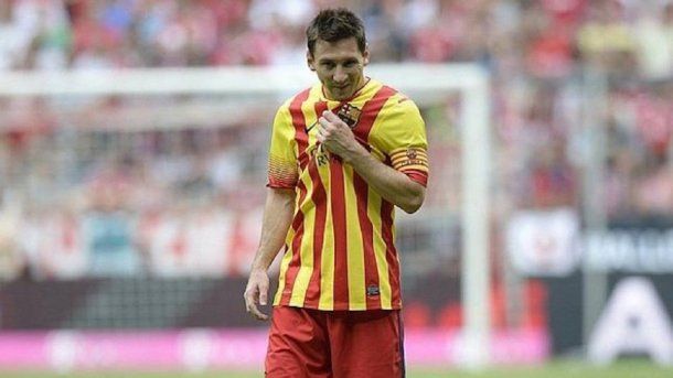 Leo Messi con la Senyera<br>