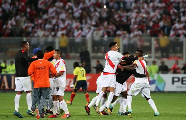 Los peruanos tienen mucha ilusión de volver a un Mundial tras 36 años