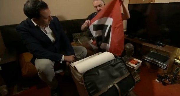 Kevin Wilshaw dejó la militancia nazi, y salió del closet