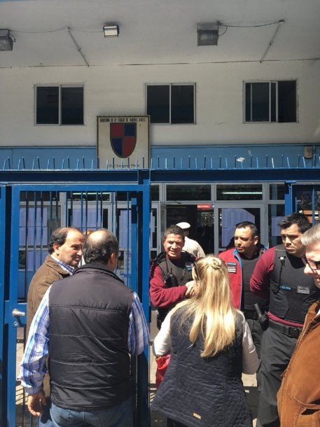 Amenaza de bomba en Lenguas Vivas - Crédito: @C5N