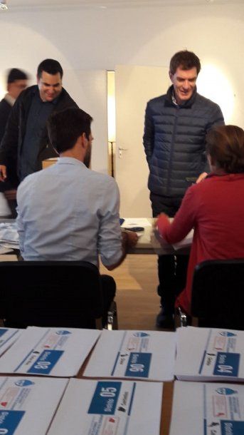 Loperfido quiso votar en Alemania sin el DNI - Crédito: @ARGprovincia25