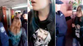 VIDEO: No la dejaron votar porque llevaba una foto de Santiago Maldonado VIDEO: No la dejaron votar porque llevaba una foto de Santiago Maldonado