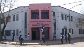 Una alumna insultó a una profesora porque la retó por usar el celular en clase Una alumna insultó a una profesora porque la retó por usar el celular en clase