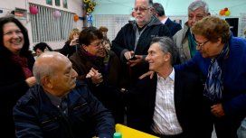 Macri con jubilados Macri con jubilados