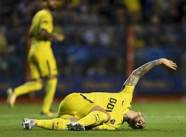 Darío Benedetto lesionado ante Racing<br>