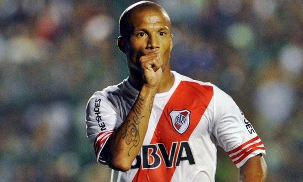 Carlos Sánchez no quiere volver a River<br>