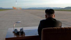 Kim Jong-un inspecciona una nueva bomba de hidrógeno de Corea del Norte Kim Jong-un inspecciona una nueva bomba de hidrógeno de Corea del Norte