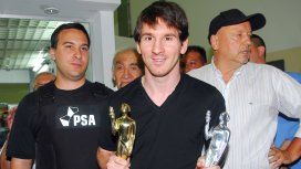Lionel Messi con los Olimpia de Plata y Oro 2011 Lionel Messi con los Olimpia de Plata y Oro 2011