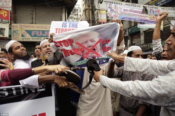 <p>Las manifestaciones contra Donald Trump se hicieron sentir en todo el mundo</p>