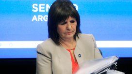 El error de Patricia Bullrich en su saludo por Fin de Año en Twitter El error de Patricia Bullrich en su saludo por Fin de Año en Twitter
