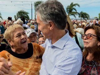 el gobierno vuelve a financiarse con la plata de los jubilados el gobierno vuelve a financiarse con la plata de los jubilados