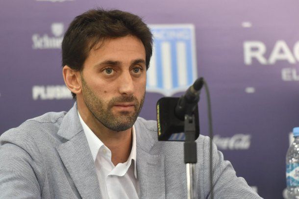 Diego Milito dio pautas de su trabajo y sus colaboradores<br>