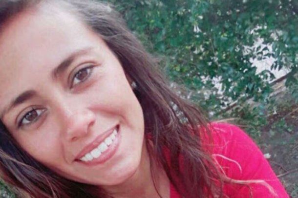 <p>Lanús: una mujer policía murió atropellada por un auto que evadió un control </p>