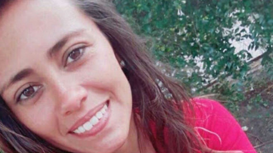 Lanús: una mujer policía murió atropellada por un auto que evadió un control