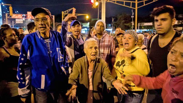 En Venezuela no hay jamón y Maduro culpó a Portugal.